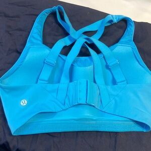 Like new Lululemon 34D sky blue high impact sports bra
